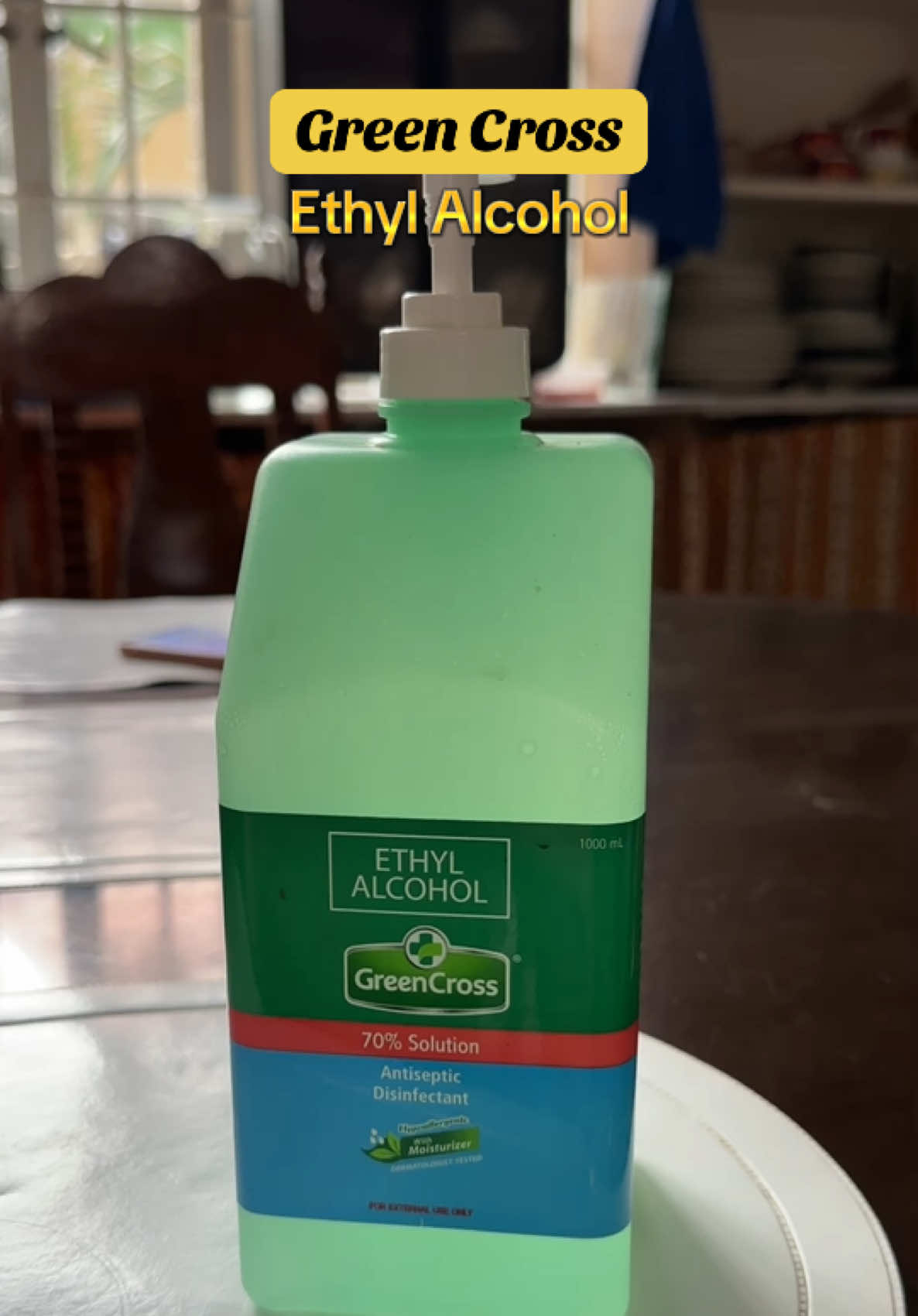 Trusted protection in every drop! 💧 Stay clean, safe, and protected with Green Cross Ethyl Alcohol. #GreenCross #GermProtection #AlwaysSafe #CleanHandsEveryday #protectyourself #greencrossalcohol #handsanitizer #alcohol #disinfectant 