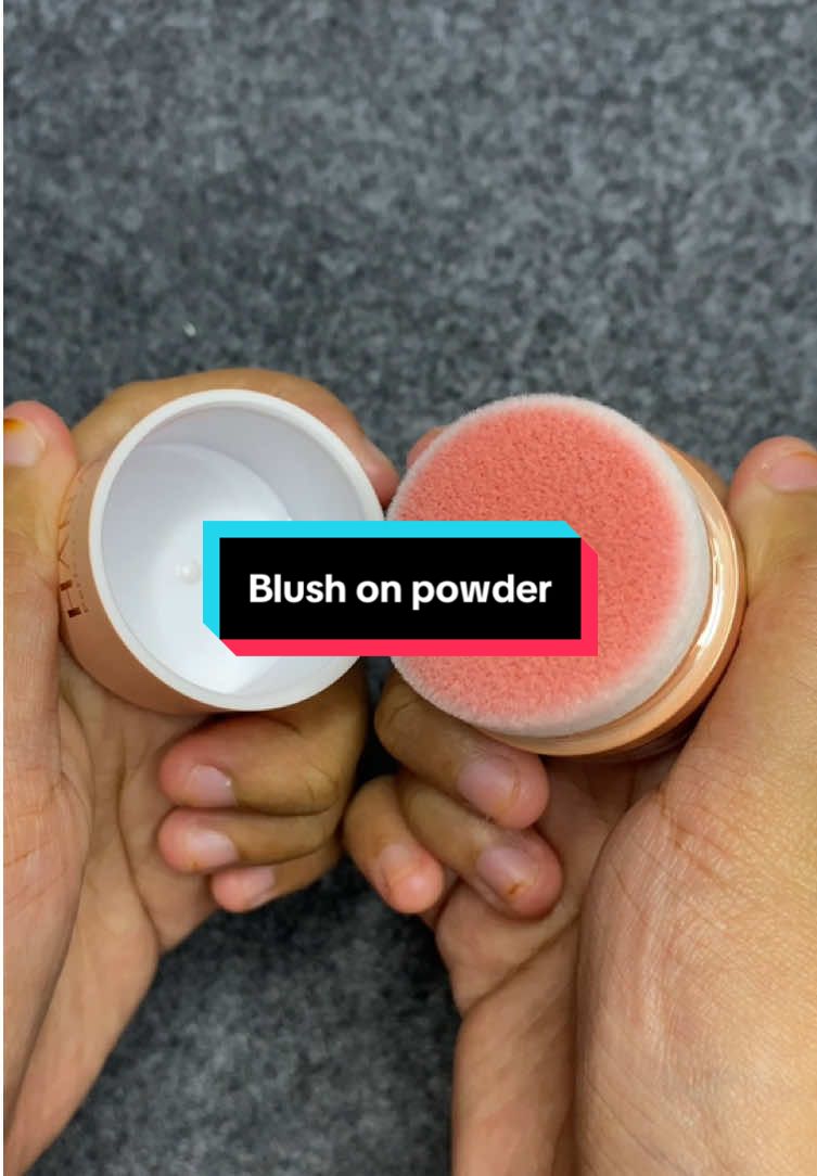 Blush on powder anti ribet tinggal taptap aja😍  #PerfectYou #blushonhanasui #blushonpraktistravelfriendly  #blushon #makeup #blushonpowder    