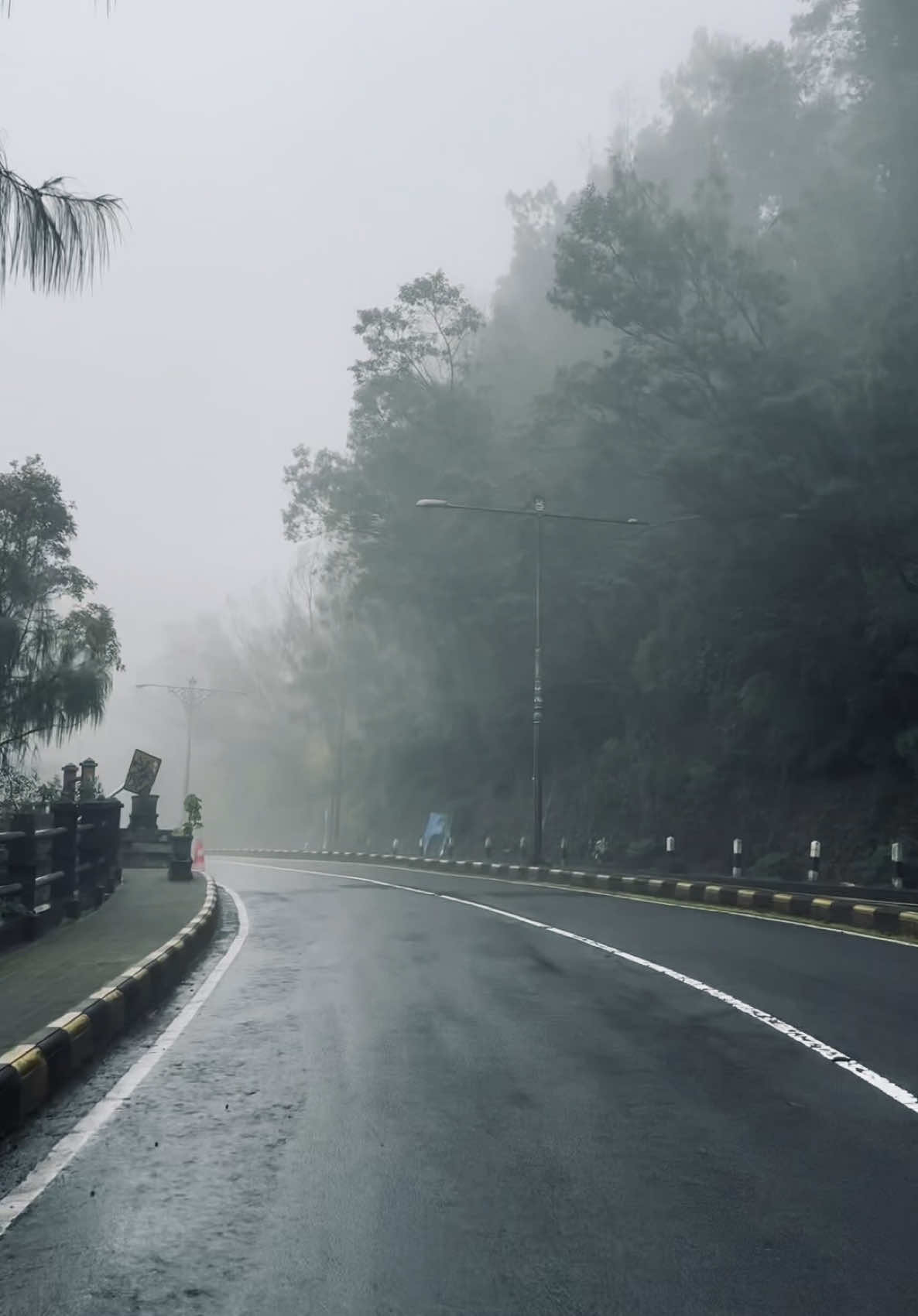 cemoro sewu vibes #wisatakaranganyar #cemorosewu 