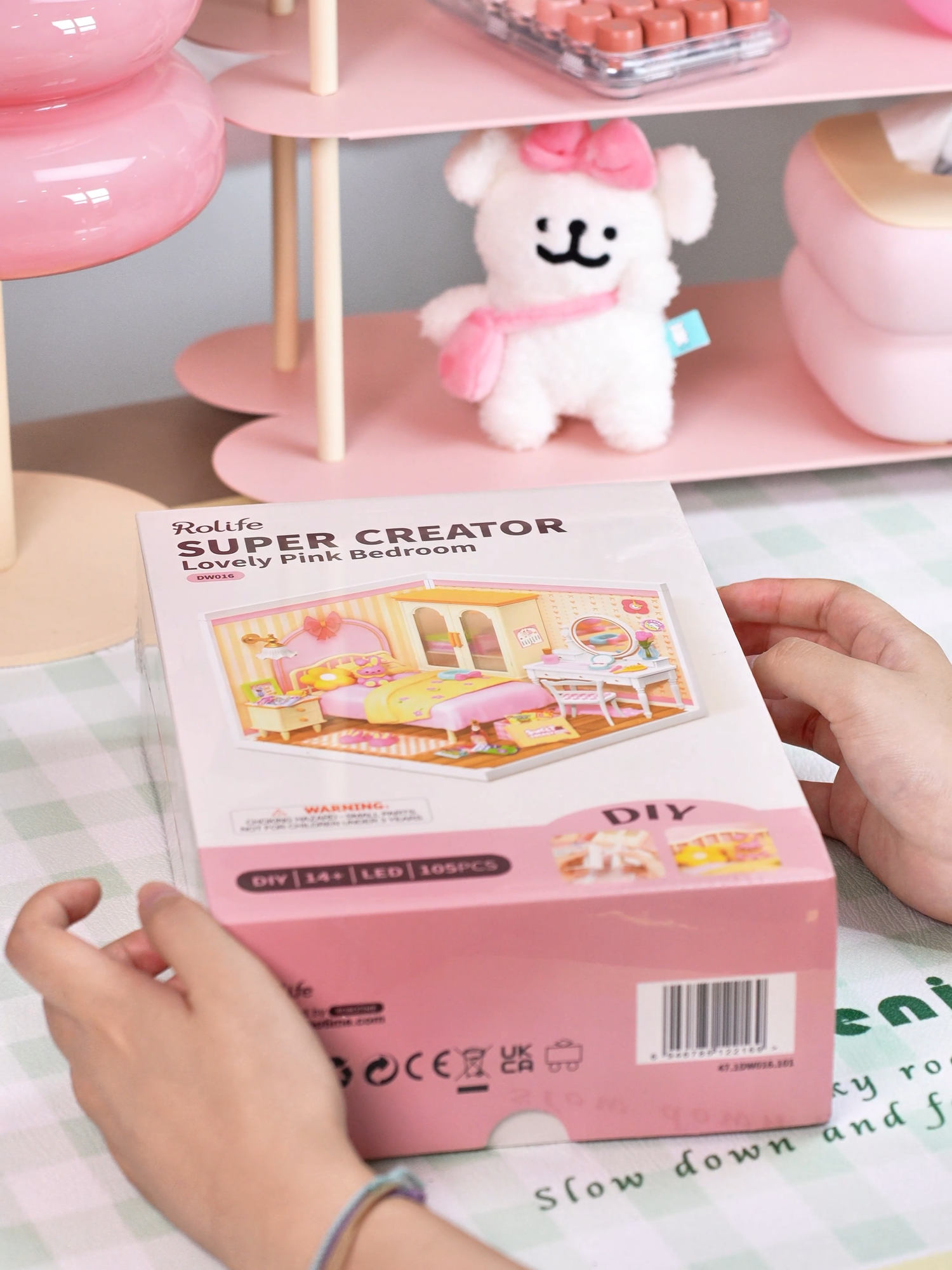 🎀 UNBOXING WITH ME | ROLiFE Lovely Pink Bedroom DIY Kit! 🎀 Cue the happy squeal 🎉 💖 Tiny desk, mini wardrobe, even a LITTLEST LAMP that’ll melt your heart! 📦 Unbox a whole universe of PINK PERFECTION 🌸 Would YOU live here? 👀 👇 Tag someone who needs this serotonin boost! 💌 #Rolife #SweetDreamBedroom #DIYMiniatures #PinkParadise #TinyLiving #CraftYourMagic #GirlyDreams #miniaturepainting