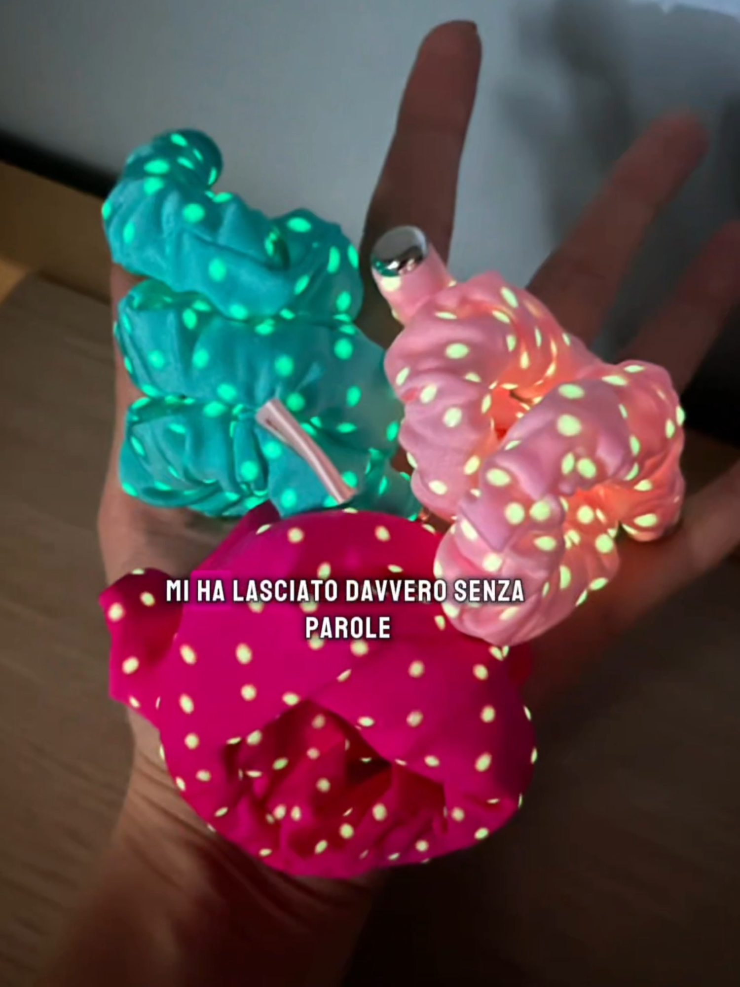 Se ti sembra solo un semplice accessorio, è perché non l’hai ancora provata 🌈.​ #beweeglebeyou