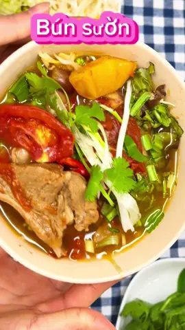 Mua hè đến gòi làm ngay bát bún sườn thui 😋😋#nấuăncùngtiktok #xuhuong #bunsuonchua 