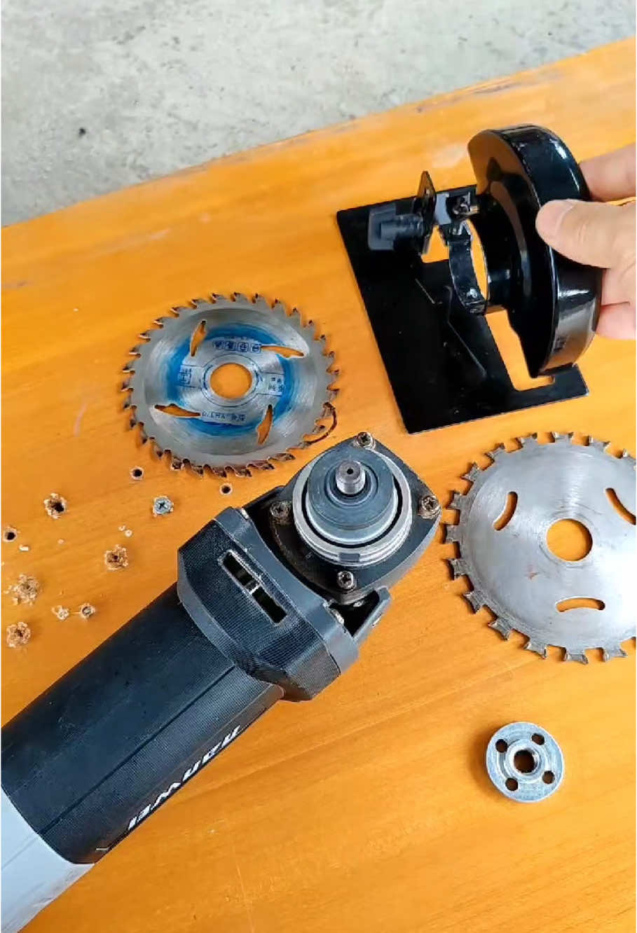 The angle grinder is installed with this bracket for safe and smooth cutting # angle grinder bracket # angle grinder # woodworking tools # good tools to share # decoration tools#hardwaretools #philippines #foryou #fyp #tiktokshop 