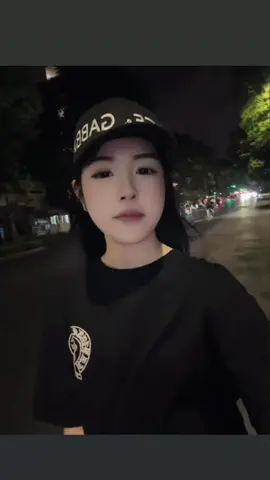 e thích những xa 🌸