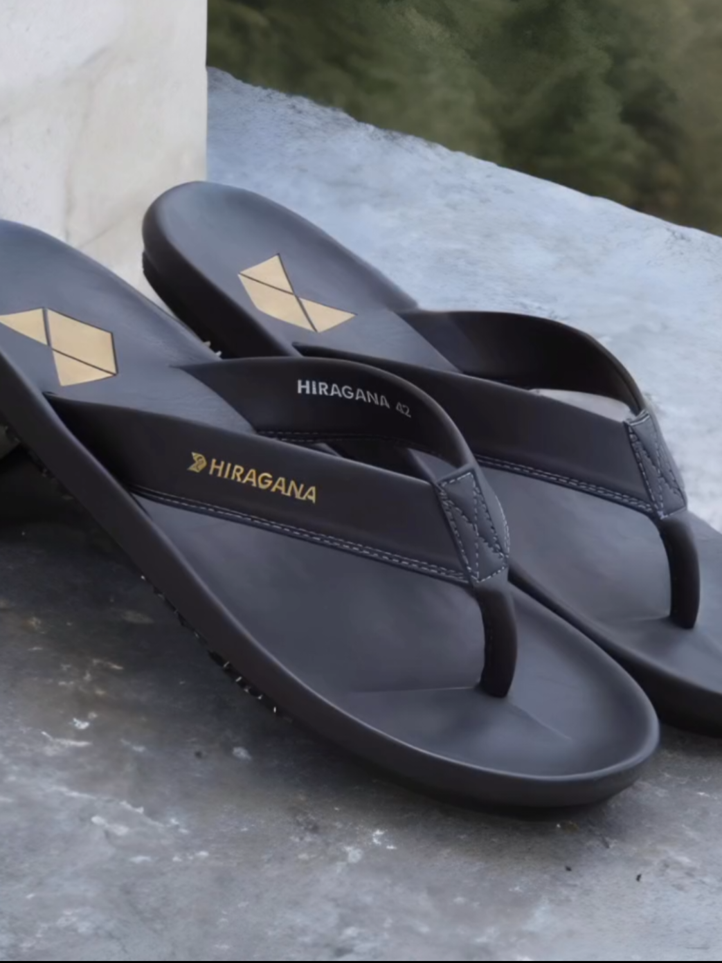 Sandal Jepit Pria Sendal Distro Original Hiragana #megaguncang #cuantanpabatas #wibgajian #fashionpria #moralspacenew #sandal 