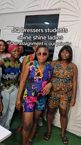 #creatorsearchinsights  Our students jumped on shine shine ladies trend. We don't just work all the time, we know how to have fun too. #fashionschoolinlagos #Fashionschoolinsurulere #fashiontiktok #foryoupage❤️❤️ #fypp #fashiontraining 