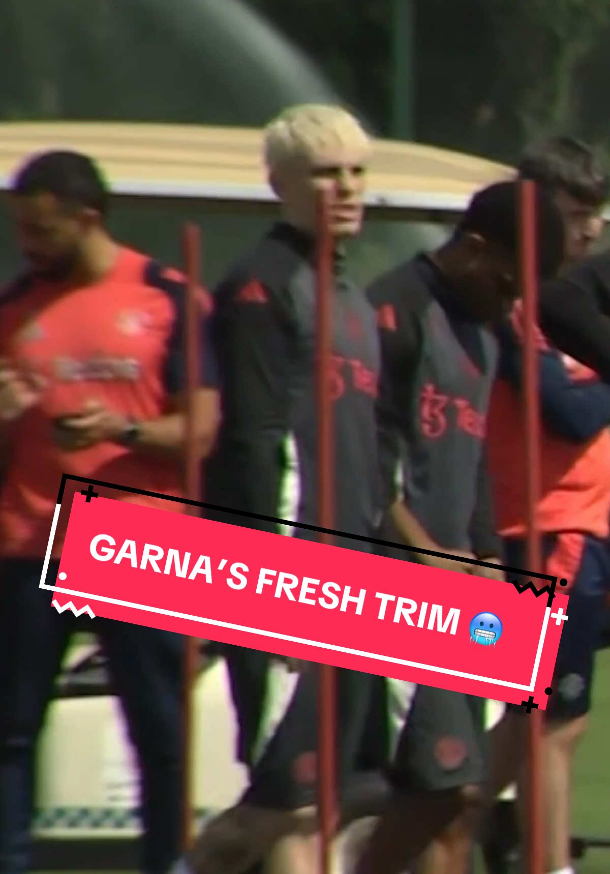 Garna rocking a fresh trim for the #UEL final 😮‍💨🥶 #MUFC #ManUtd #Garnacho #EuropaLeague