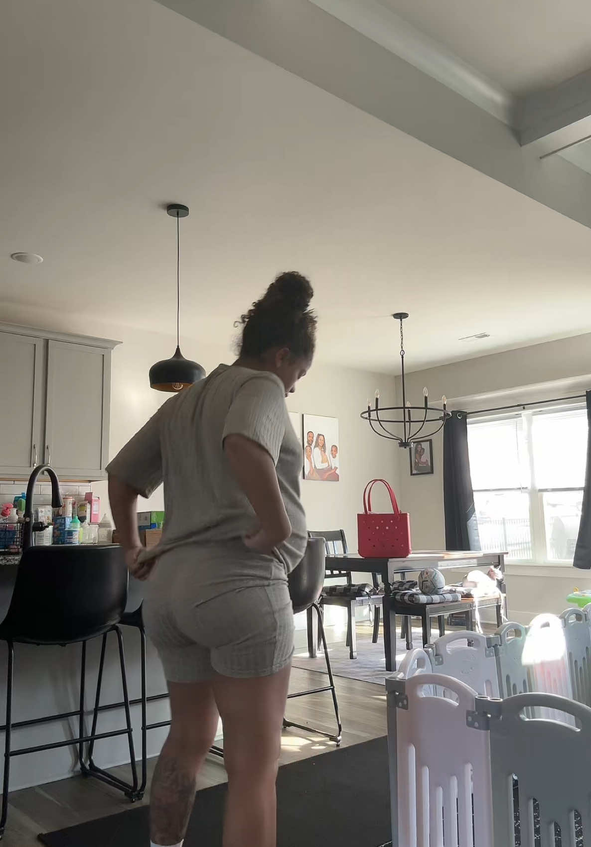 Yuuup. This is THE ONE! Wearing size Medium #AAALASPARATUCURRO 