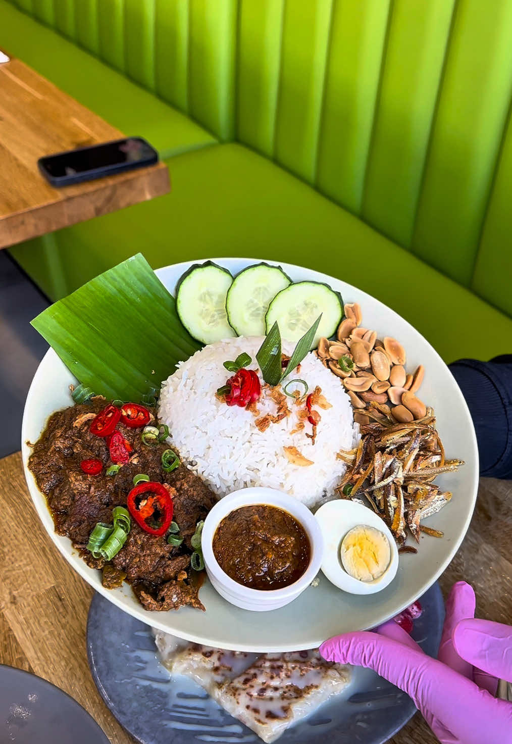 Penang City has really raised the bar high with their new breakfast menu! 😍  They are located near Stratford 61 Upton Ln E7 9PB #fyppp #roti #MalaysianFood #londontiktok #halal @Penang City 