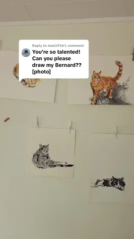 Replying to @madz936 I'm ready to draw some cats!😸 if you post a photo I'll try to respond with an oil pastel sketch of it☺️  @Madz if you post a pic - or a few! - in this thread, I'll make it as soon as I see it!!  #catphotos #commentphoto #oilpastel 