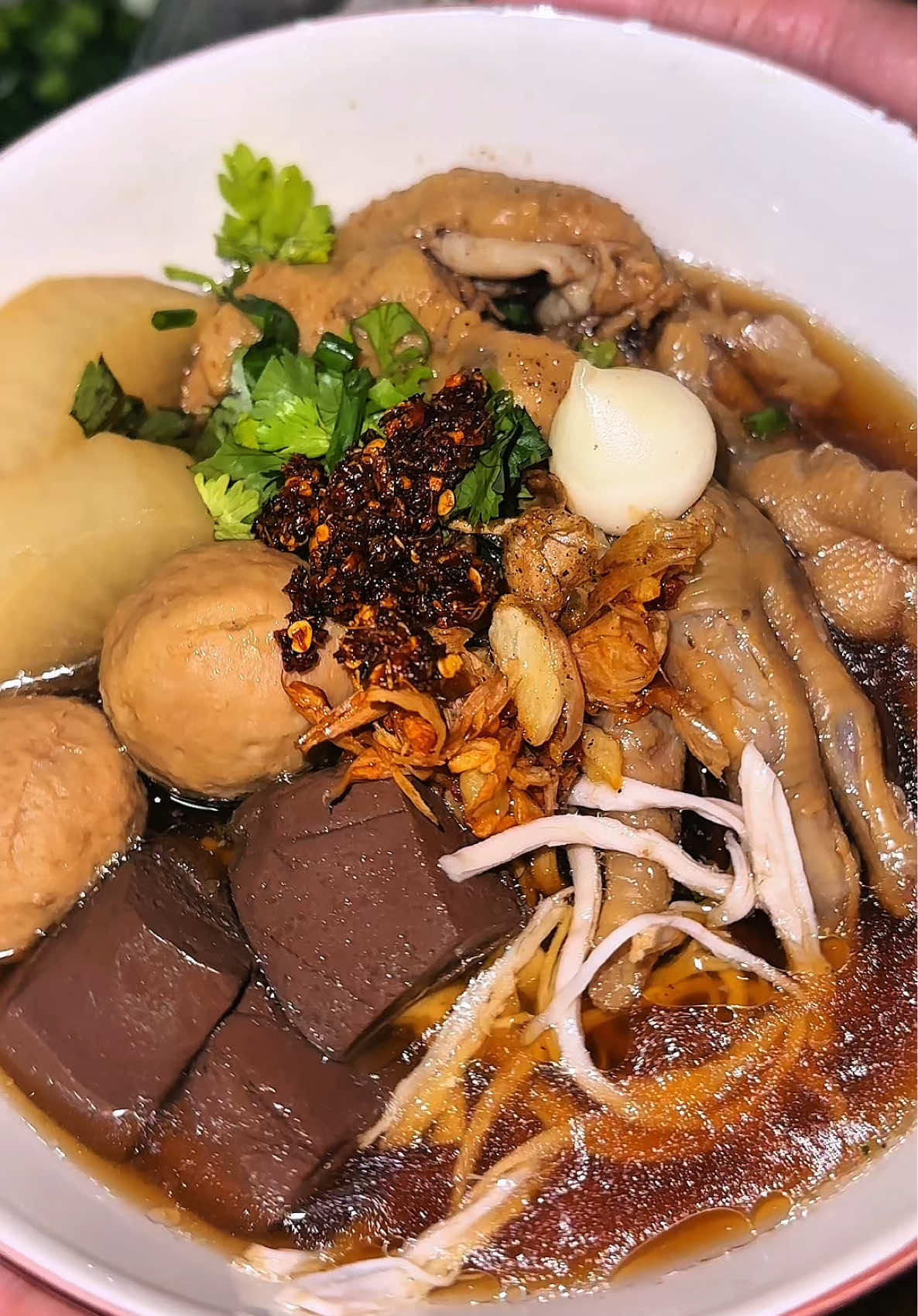 #ต้มเส้น หม้อใหญ่ๆ ทานด้วยกันค่ะ 🥰 #ต้มเส้น #ทํามาหาแดก #ต้มเส้นตีนไก่ #ต้มเส้นไก่ #แกงเส้น #อร่อย #ห้องครัวtiktok #เมนูง่ายๆ #อร่อยบอกต่อ #แซ่บ 