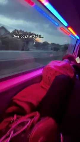 đến lúc phải đi🫂#xh #xhtiktok #fyp 