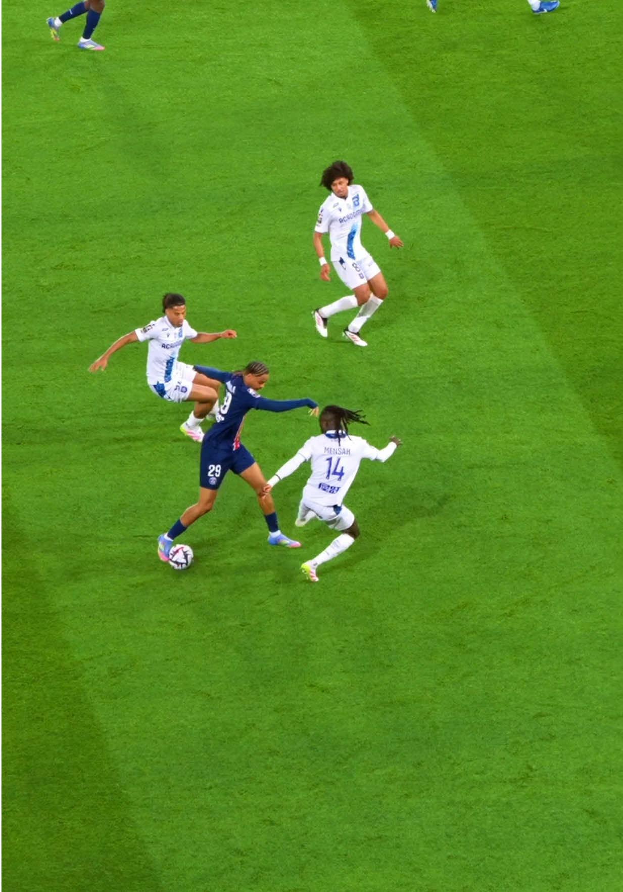 A dance at the Parc des Princes #ligue1 #psg 