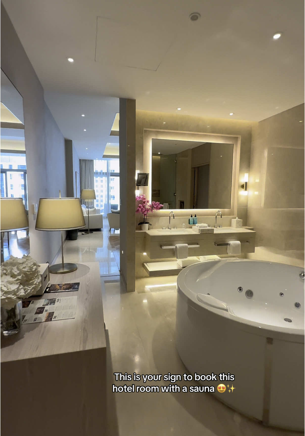 Your sign to book the most unreal suite  in Dubai with a sauna and jacuzzi in the room 😍✨  #fyp #viral #trending #dubai #dxb #hotel #dxb_official #luxury #spa #RoomTour #goal #bucketlist 