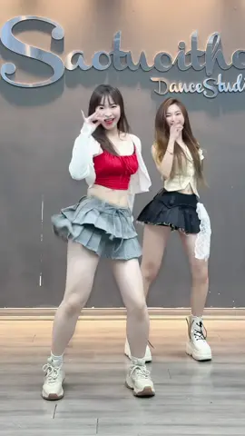 Gặp em từ buổi xem nhạc.. ting ting ting ting 🤣 Dc hay quáaaa ❤️‍🔥 (Dc: @@Độc Lạ Bình Bông 🌷) ##xh##xuhuong##xhtiktok##trend##trending##viral##tiktokdance##fyb##foryou