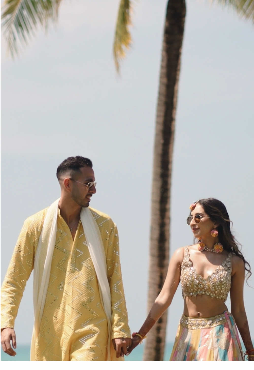 a beach side haldi was the vision x #haldi #mehendi #bride #bridetok #hinduwedding #destinationwedding #thailand #bridal #wedding #2025bride #indianwedding #beachvibes 