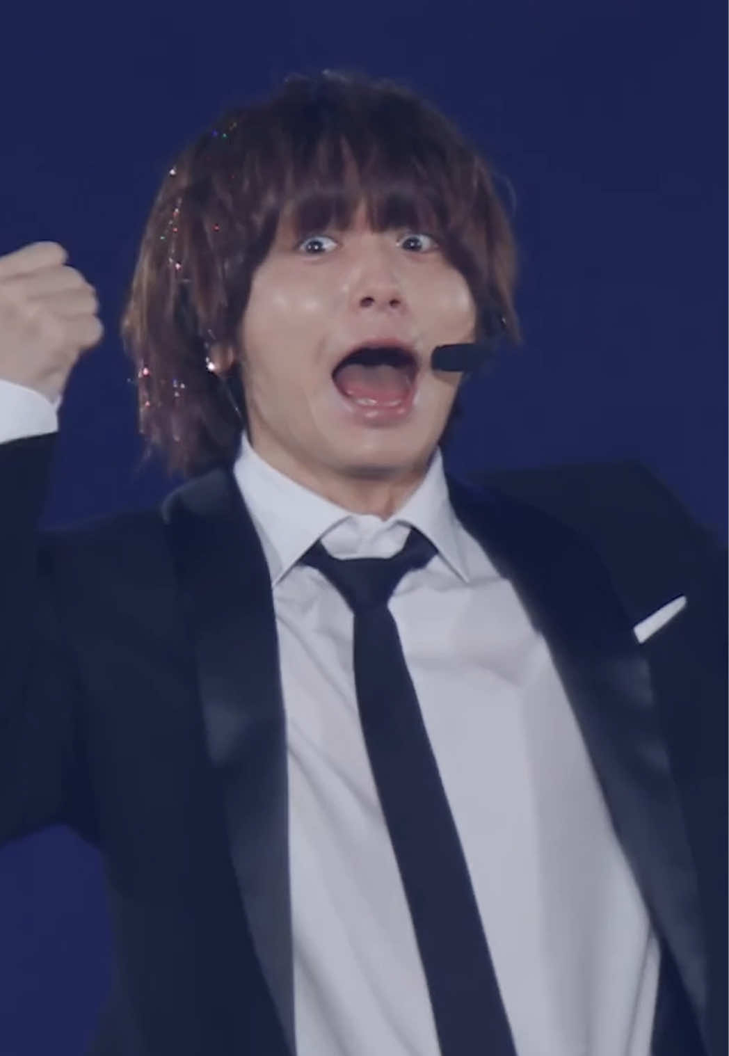 除夜の鐘カンカーン🔔 伝説の年越しライブ JUMPARTY~Opening Part~は、 5/28発売「encore」初回限定盤１をチェック！ #eek #HSJ_encore  #HeySɑyJUMP 