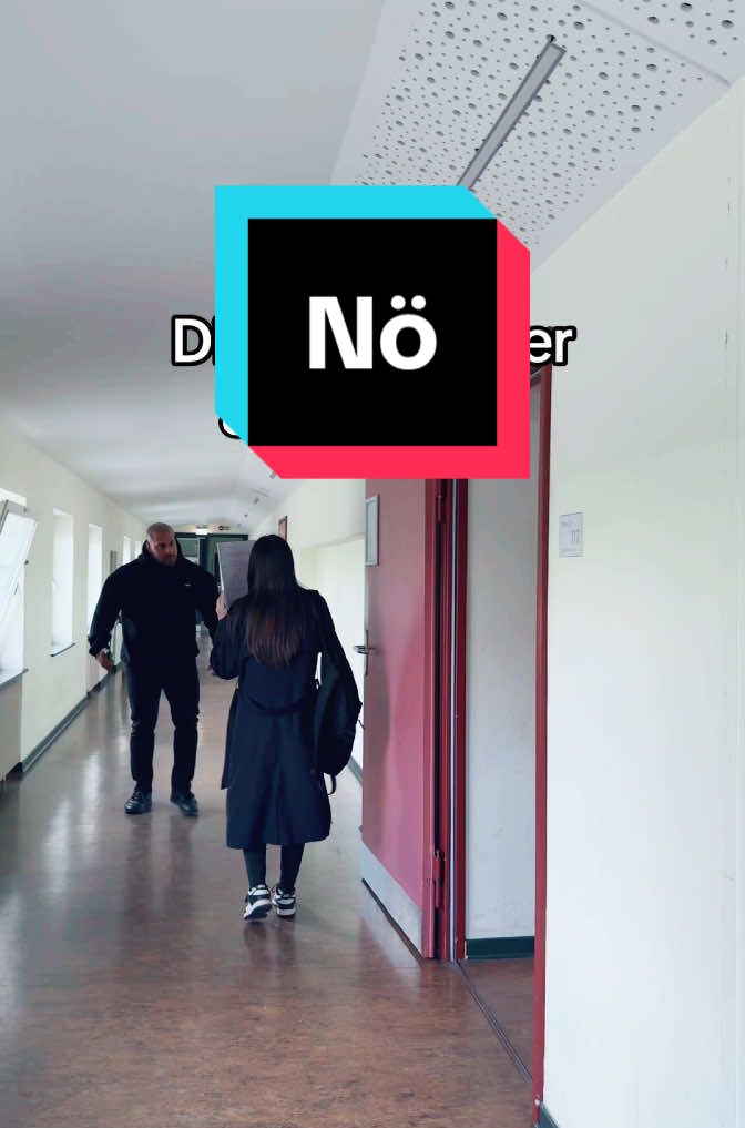 Bringt nichts - lieber bleiben #schule #lehrer #witzig #humor #lustig #satire 