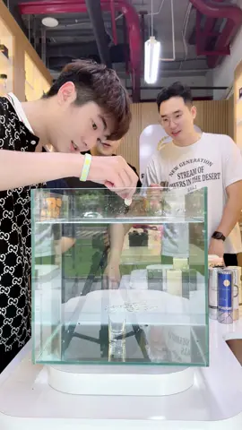Sau những giờ làm căng thẳng của team #romanperfume #perfume #nuochoa 