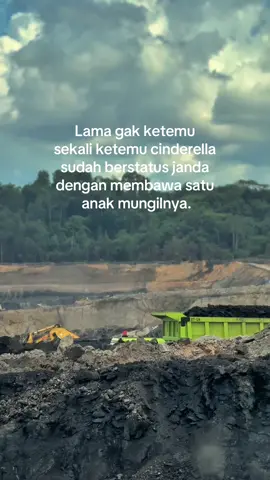 Sungguh tak terduga nona#anakrantau #cinematiktambang #vidioestetictambang #storyanaktambang #tambangbatubara #kemitraanberbayar 