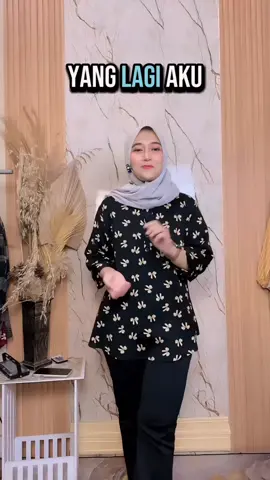 Komen bb sm tb kalian kalian brp guys? Cek motif di keranjang #blouse #dailyoutfit 