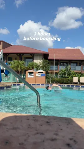 I don’t know about you but I prioritize one last dip in the pool 🪸🩵🐠 #vacationmode #quicktrip #pool #flight #poolbaby #disney #florida #fyp 
