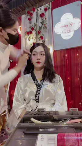 Cô dâu về nhà ck lớp nền bền chặt từ 3h khuya đến 2h trưa #makeup #makeupcaidau #makeuphuynhnhu #vietnam #trangdiemcodau #makeupcodau #codauxinh #xuhuong #xuhuong #makeupchauphu #fip #67angiang #damcuoimientay #mientayquetoi #makeupnhenhang #67angiang #gaixinh 