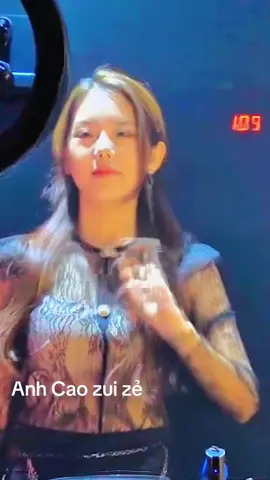 #xuhuongtiktok #fyp #remix #foryou #fypシ #trendingvideo #viraltiktok #xuhuong2025 #anhcaozuize #foryoupage #dancetrend #music #dj 
