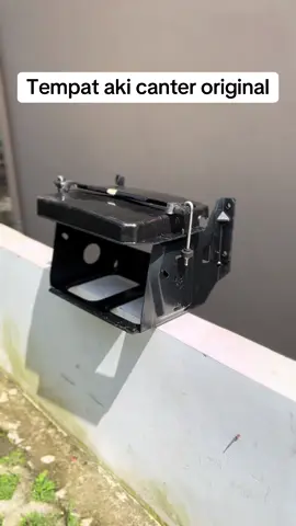 Tempat aki original #akicanter #canter 