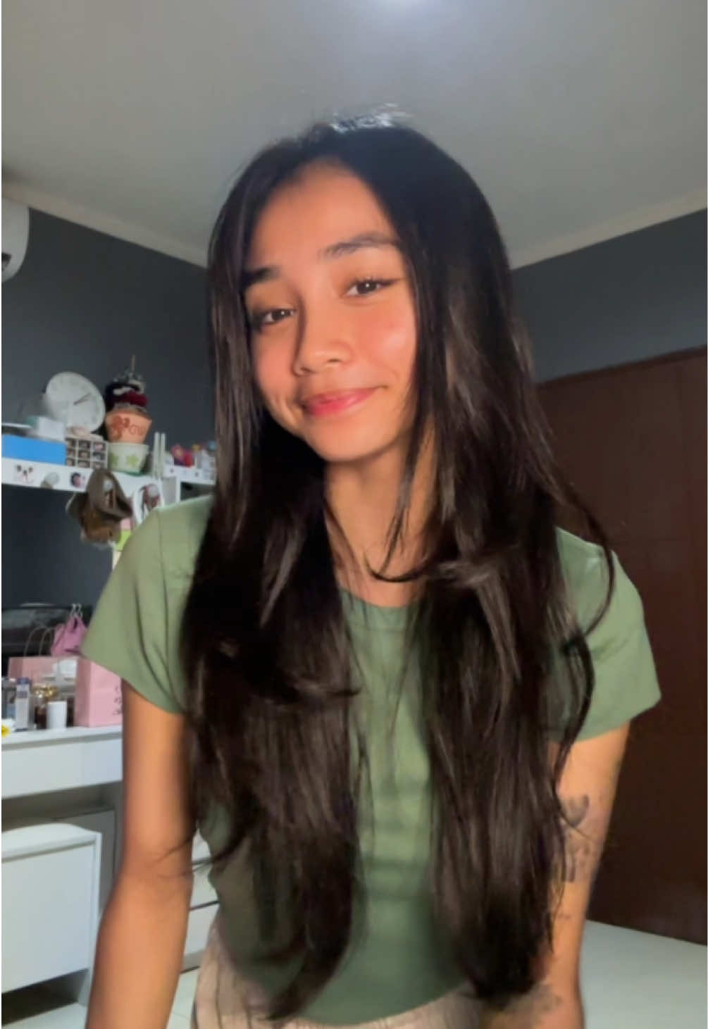 Challenge baru?! GASSS ga sih!! 🤩 yuk ikutan velocity dance challenge #10JamNeverBau dari Laurier Daun Sirih! 🍃 Untuk rules nya cek di kolom komentar yah!! 😆💗✨