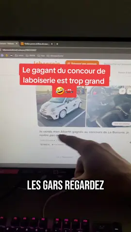 Il vends la voiture du concours de la boiserie parce que il est trop grand 🤣🚗 #abarth595 #voiture #leboncoin #laboiserie 