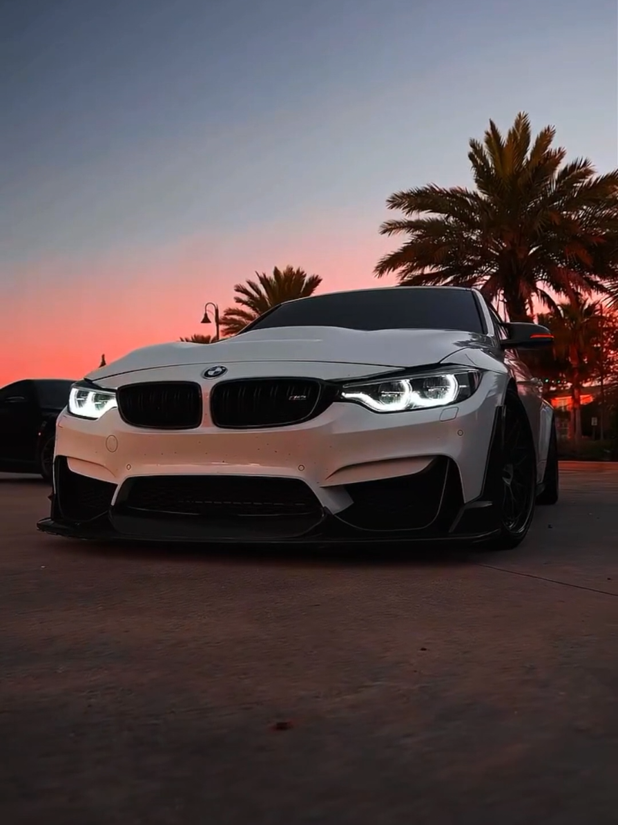 The Life You’re Meant to Live 🔥✨️ #luxuryliving #millionairelifestyle #luxurylifestyle 