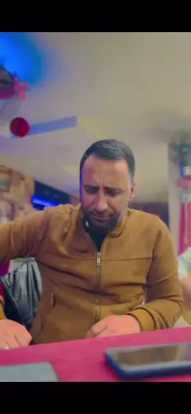 لا…لا تخليني مع الحزن وتروح أنت الوحيد اللي لك القلب خفاق ياصبر ولو قلبي حزين ومجروح بصبر ما دام القلب لك حيل مشتاق😔🖤💔
