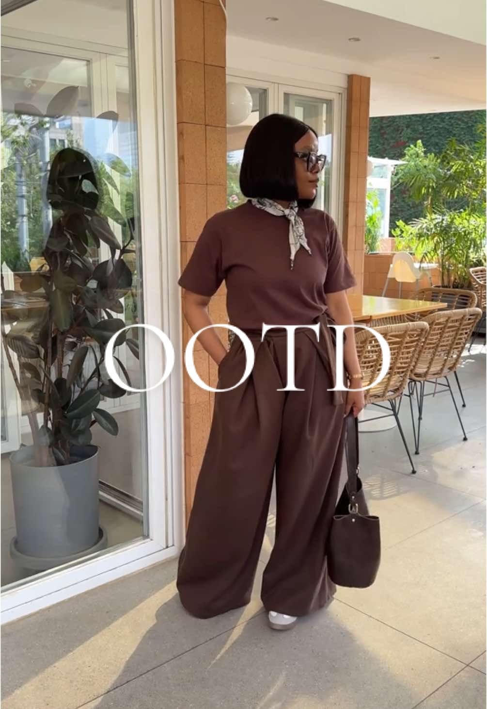 Less is more always works in my books! 🤭🤎 Outfit details: •Pants: @styl on Instagram  •Shoes: Adidas samba  •Shirt: Uniqlo •Bag: Thrift store  •Neck scarf: H&M #OOTD #tiktokfashionmonth #sustainablefashion #lifethroughluluslense #southafricantiktok #southafricafashion #southafricanfashionblogger #personalstylist #personalshopper 