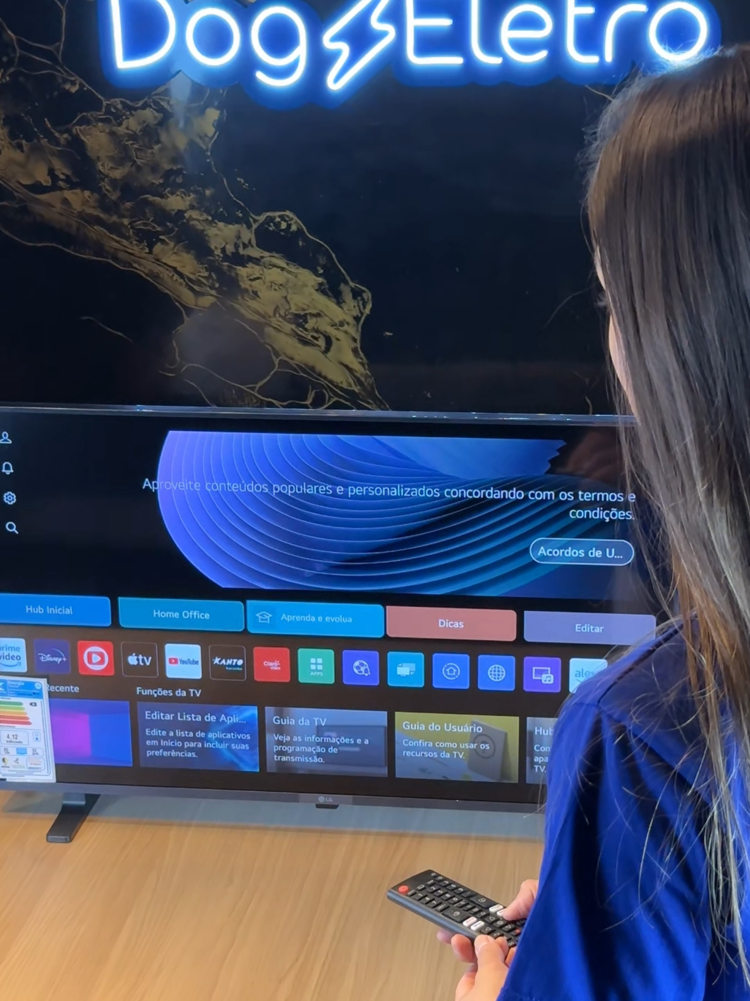 Smart TV LG 32LR65 chegou na Dog Eletro! 32” com HDR10, som virtual 5.1, Alexa integrada e Bluetooth 5.0. Tecnologia e praticidade pra sua casa com o melhor preço! Acesse: www.dogeletro.com.br . . . . #SmartTVLG #DogEletro #TecnologiaEmCasa #TV32Polegadas #PromoçãoDogEletro