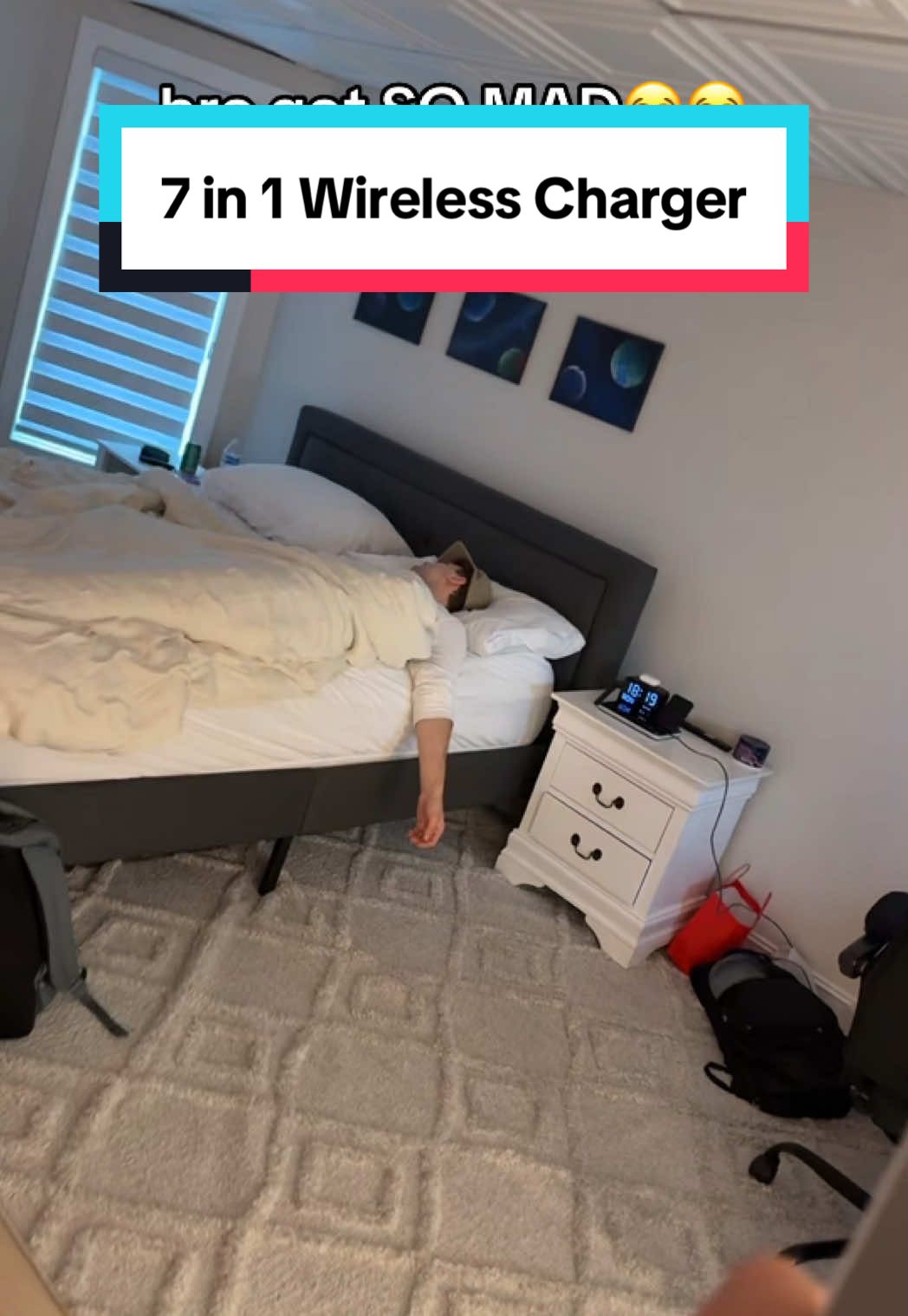 The BEST wireless charging station on the market! #charger #wirelesscharger #bedroomessentials #acer #tiktokshop 