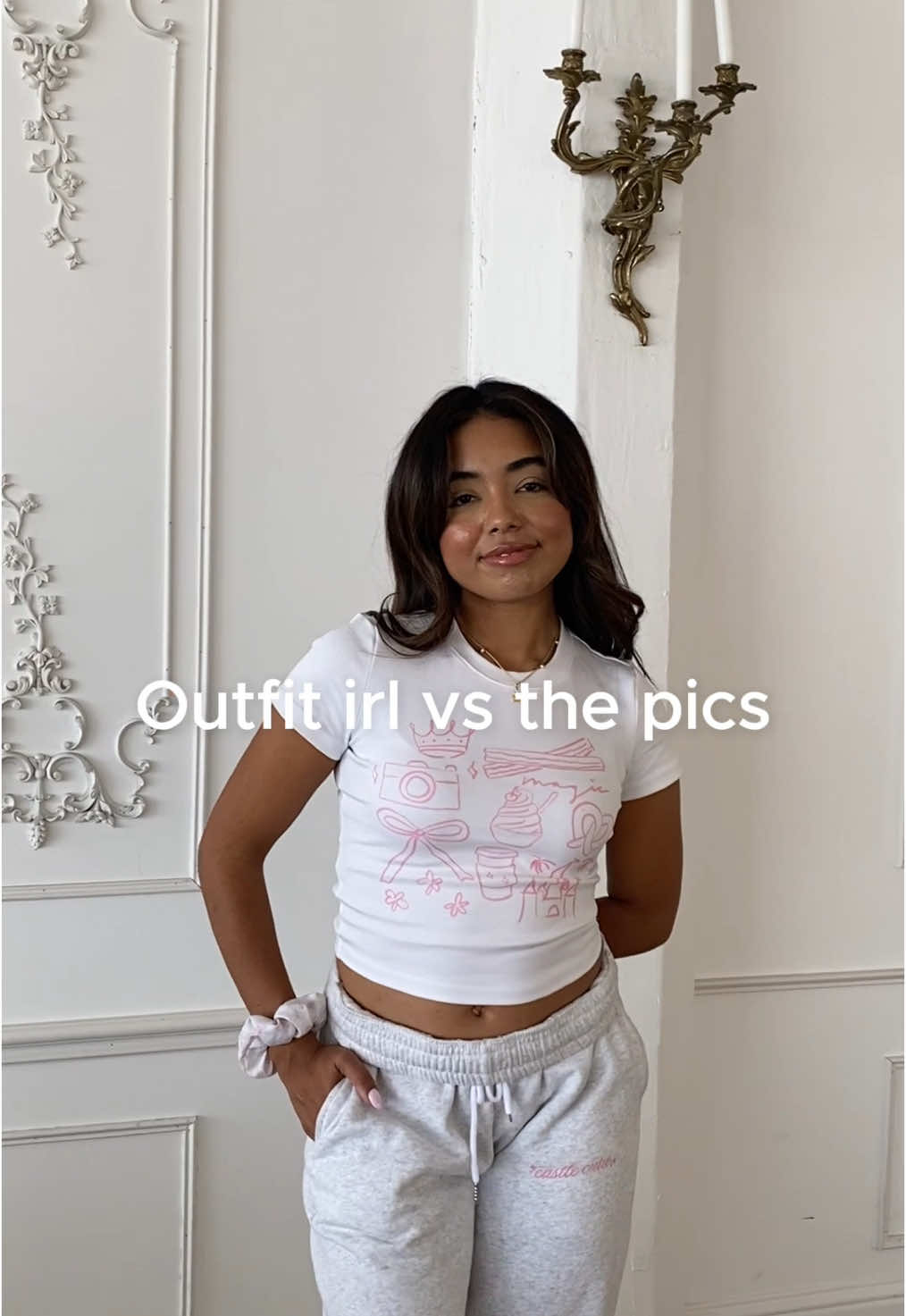 pov you found the cutest baby tee for disney day 💕 #cutestyle #softgirlstyle #cuteoutfitinspo #disneylandoutfit #disneylandbound 