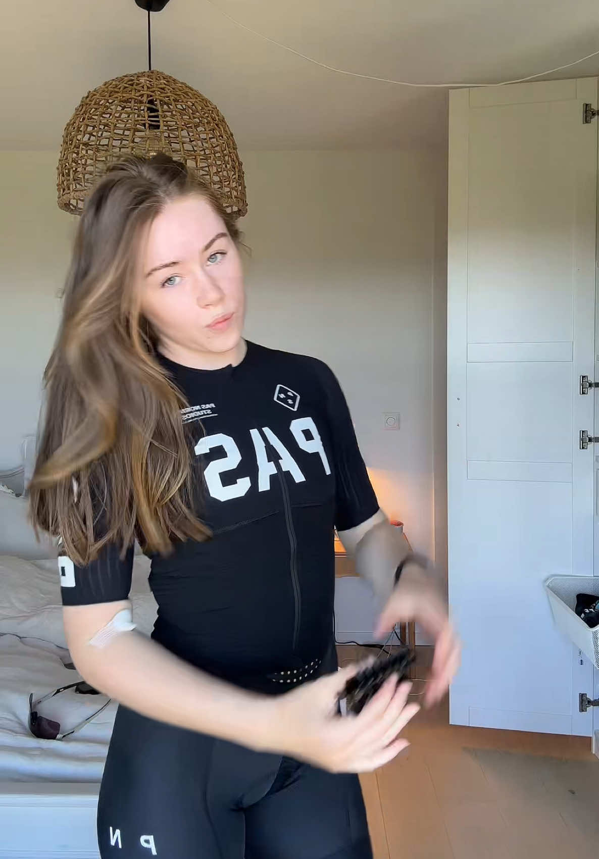 In love with my new pas jersey 🥰let’s go for a sunny day ride🫶🏼🍒 #cycling #cyclinggirl #pasnormalstudios #cyclingoutfit #fyp 