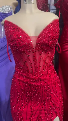 Sara Dress❤️❤️ WWW.SALASFASHION1.COM🛍️  📍2840 28th St Boulder Co 80301📍 ☎️(303)-442-0799📞(720)-757-7327 #salasfashion #bouldercolorado #promdress #vestidodenoche #redpromdress 