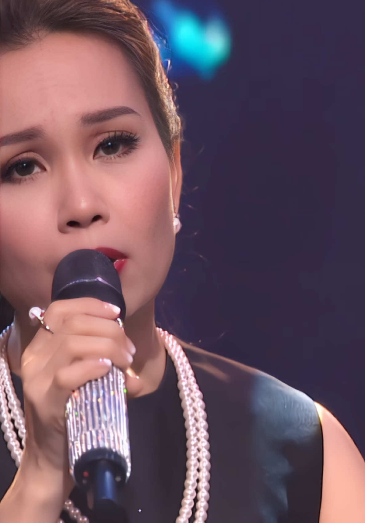 -Sếp: mai có đi làm không?  -Tôi: ……   #camly #camlyofficial #nhachaymoingay #bolero 