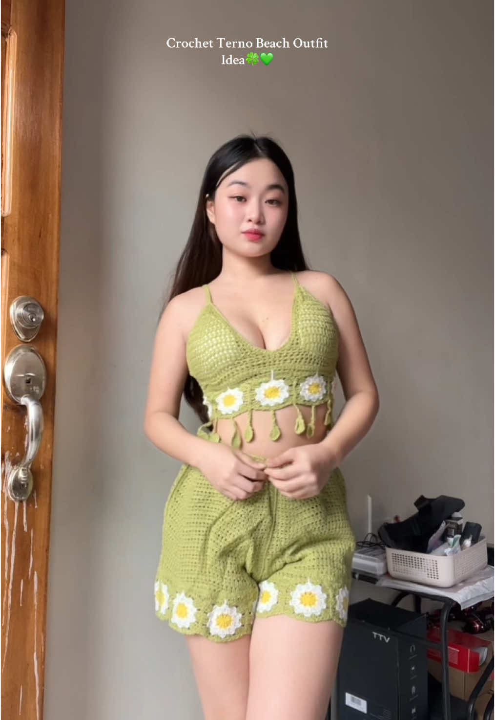 This crochet terno is sooo pretty in person esp when worn🫠😍 def must have💚 #crochetoutfit #crochet #beachoutfit 