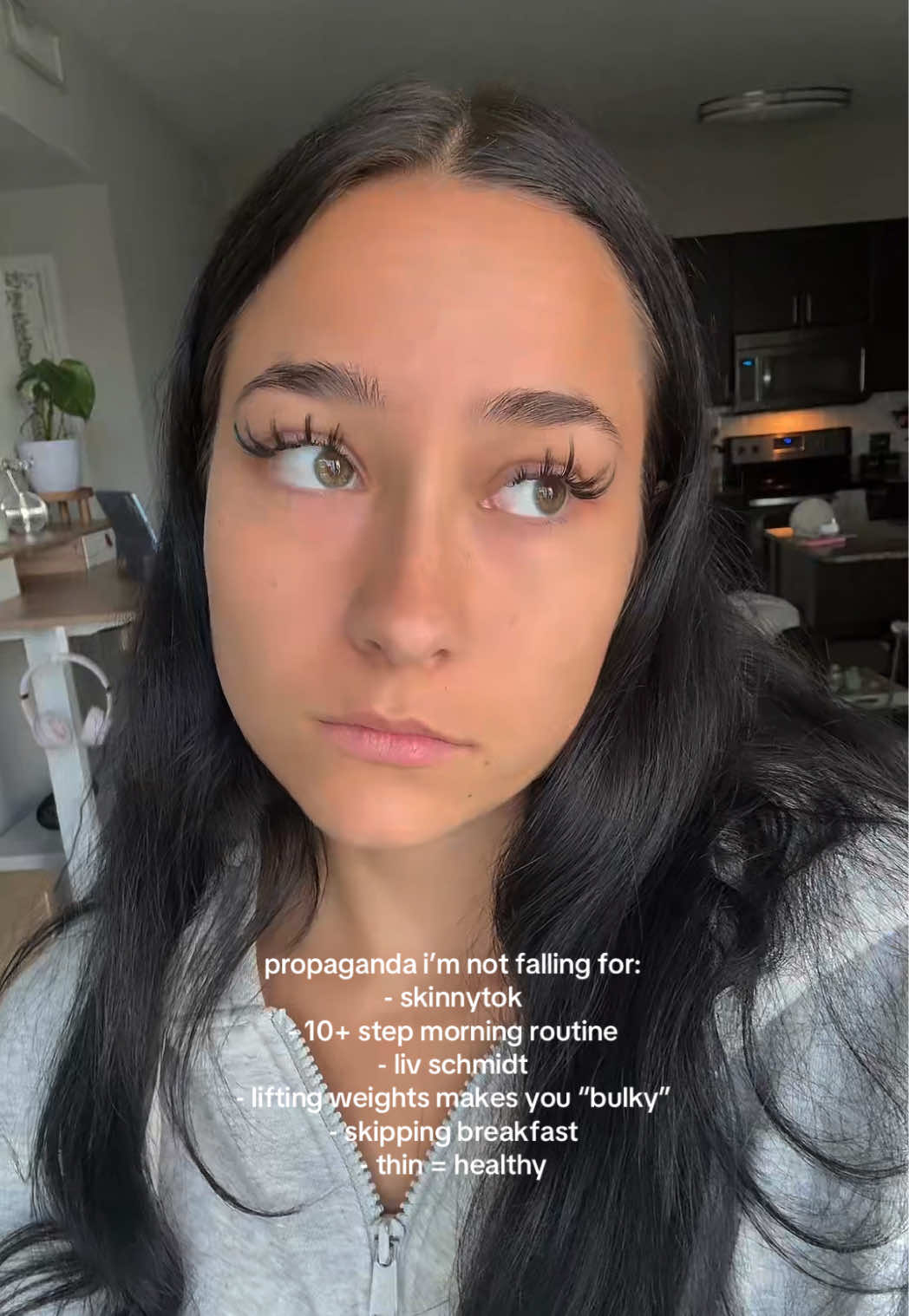 I could make so many of these #propoganda #skinnytoksucks #gymgirl #FitTok 