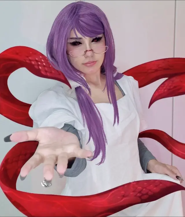 All fake tik tok!!! I want to remake it, I didn’t like most of the pictures 💔 #tokyoghoul #cosplay #rize #rizecosplay #tokyoghoulcosplay #kaneki #rizetokyoghoul #ghoul #anime #animecosplay 