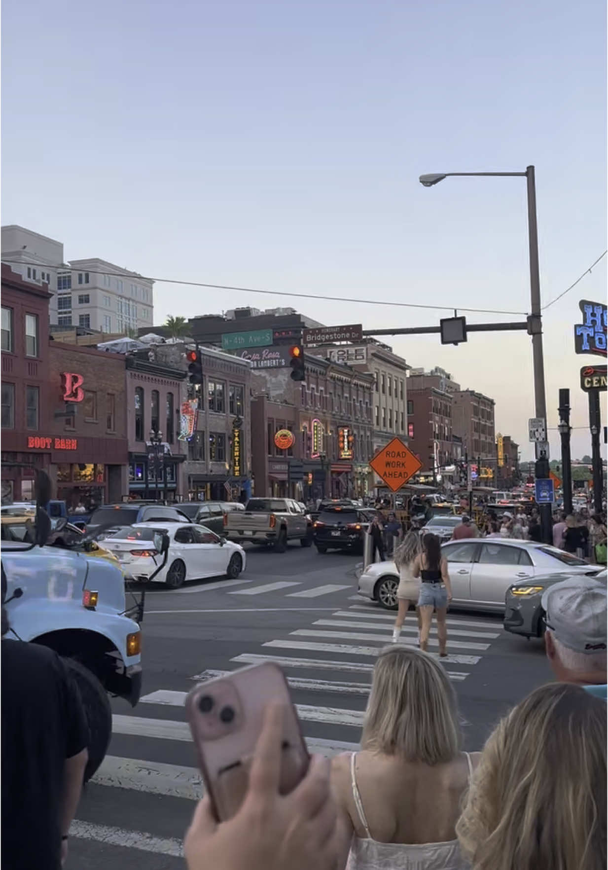Welcome to Nashville 🤠 #thenashcollection #nashville #tennessee #downtown #shopping #broadway #nash #partybus #cowgirl 