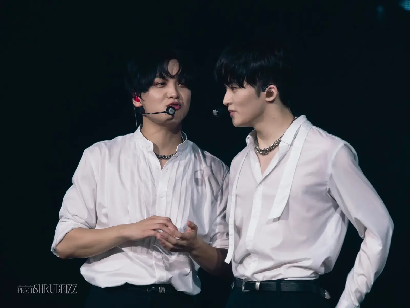 #💎ke3 🐻: kiss? 🐯: ga liat gua ga liat😑 #markhyuck #markhyuckist #emaknyahaechan😎 #xyzbca 