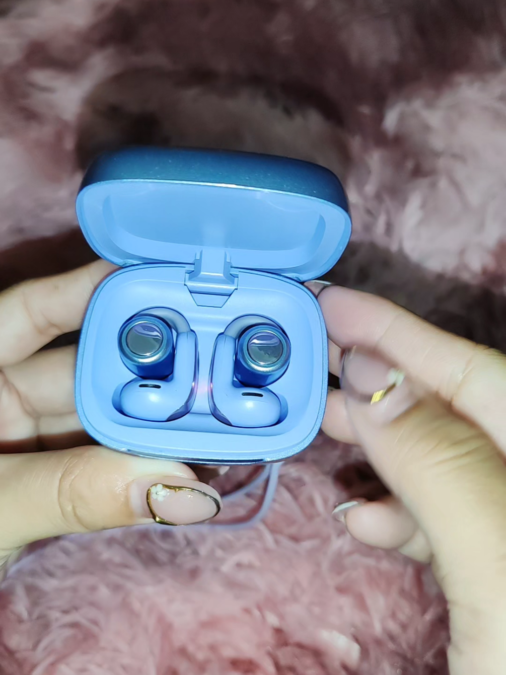 Erazer XF28 clip on earbuds  #earbuds #eaebudswireless  #earbudscliponear #cliponearbuds #buds  #wirelessearbuds 