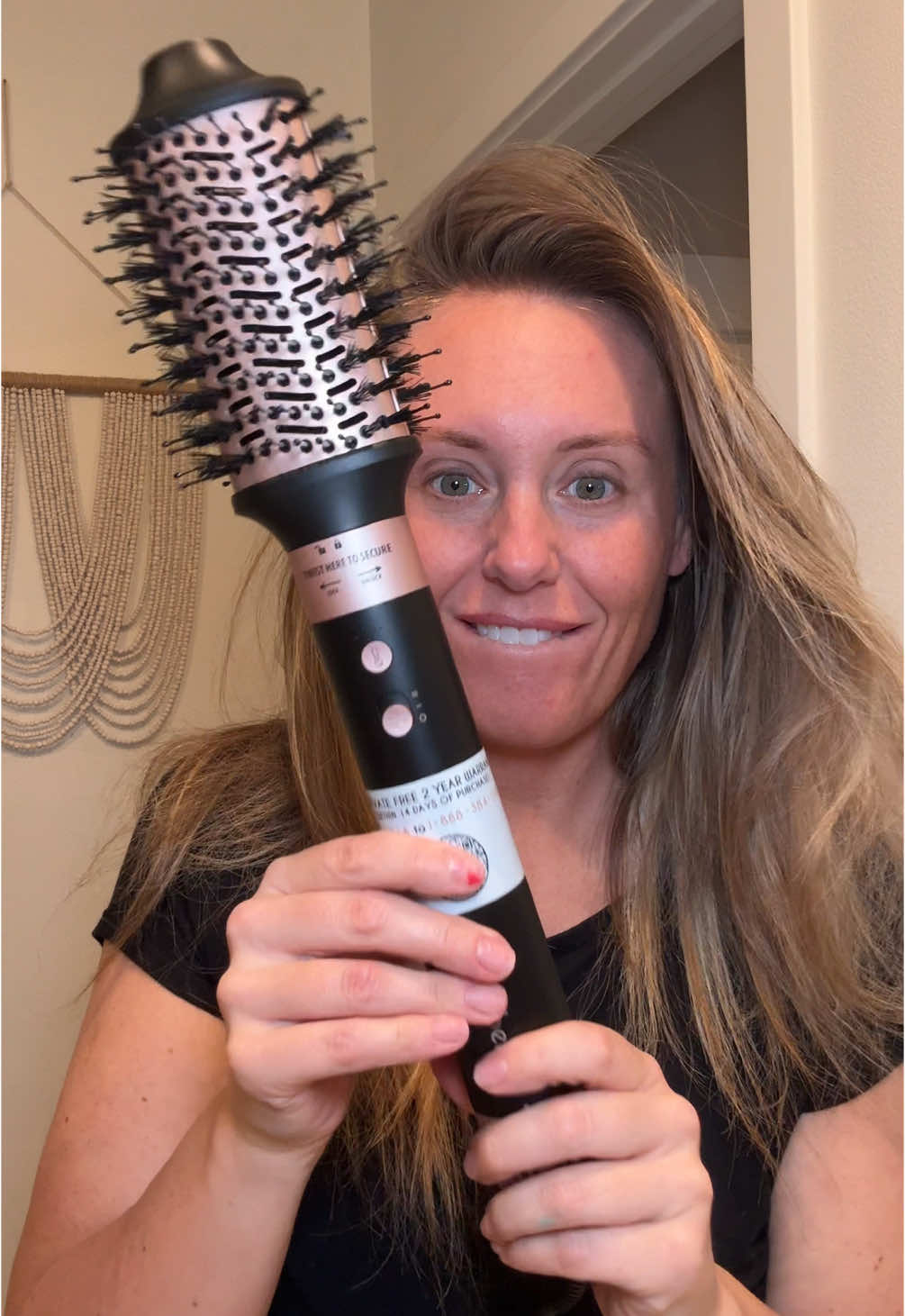 Back at it with my Ella Bella 5in1! Quick and easy way to switch between the styling heads for your own at home blow out! #ellabella #hairtok #hairstyle #hairtutorial #MomsofTikTok 