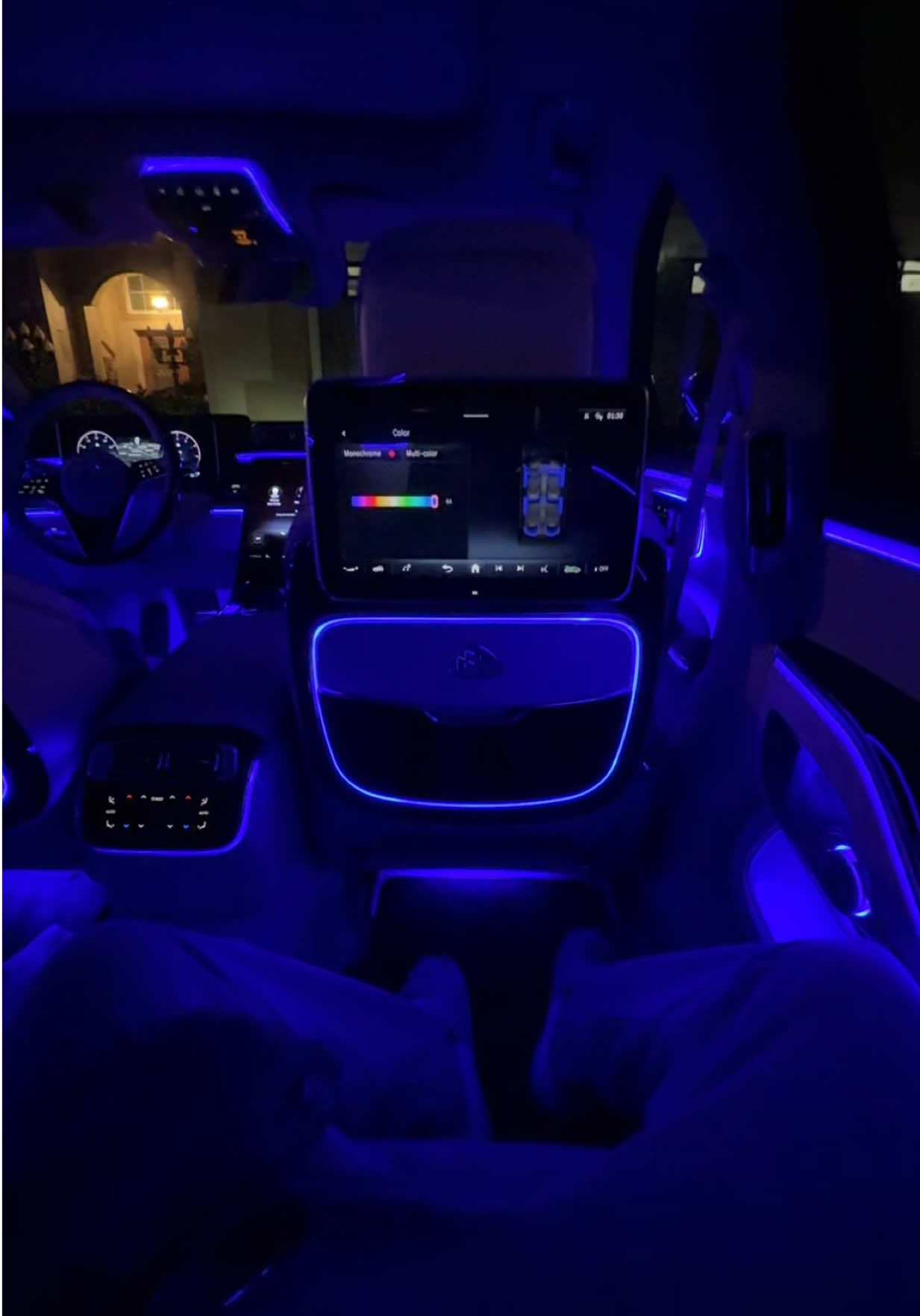 Switching the vibes in the Maybach 😍 #sclass #maybach #mercedes #luxurycars #ambientlight 