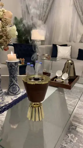 مرحبا ترحيبةٍ من بطنها يسمن ظهرها  تغني اللي ماتوظف لين يلقى له وظيفة #مرحباً_بالجميع #مرحبا #مرحبتين_ومرحبا #شيلات #مكه #اكسبلورexplore #مكه_المكرمه 