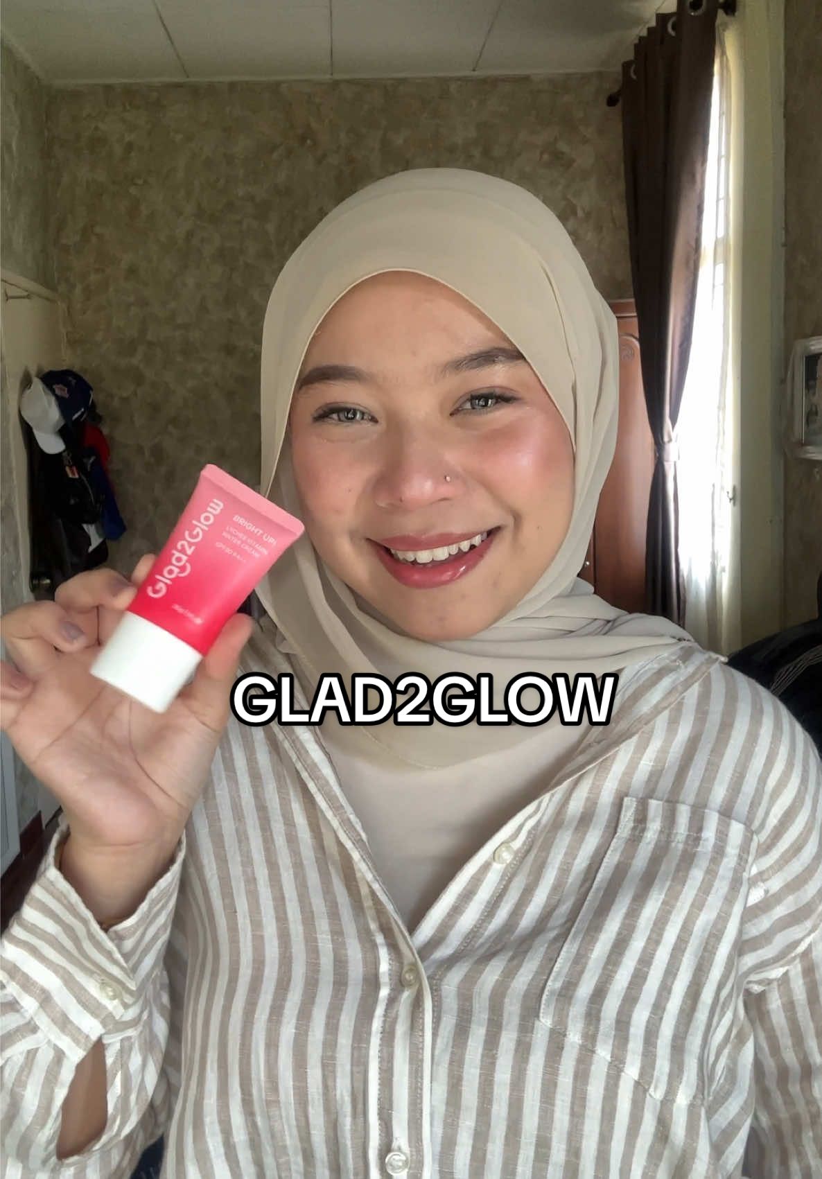 Nak cepat ? u boleh try pakai water cream dari Glad2glow ni je. yang bestnya dia boleh tone up kan your skin.  #fyp #fypp #glad2glow #glad #toneup #cream 